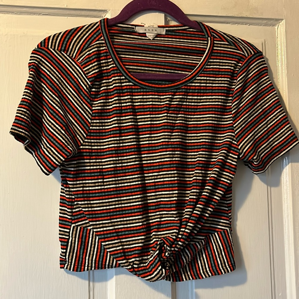 Striped crop top twist front